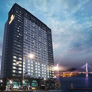 Отель Crown Harbor